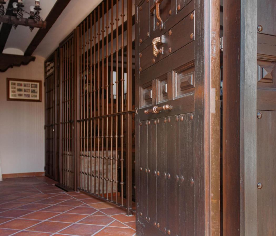Casa Rural La Bodega, Ofrece Cata De Vino Gratis Horche Екстер'єр фото